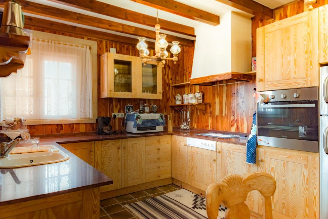 Maison d'hôtes Gallart - Turistico Rural à La Pobla de Cervoles Extérieur photo