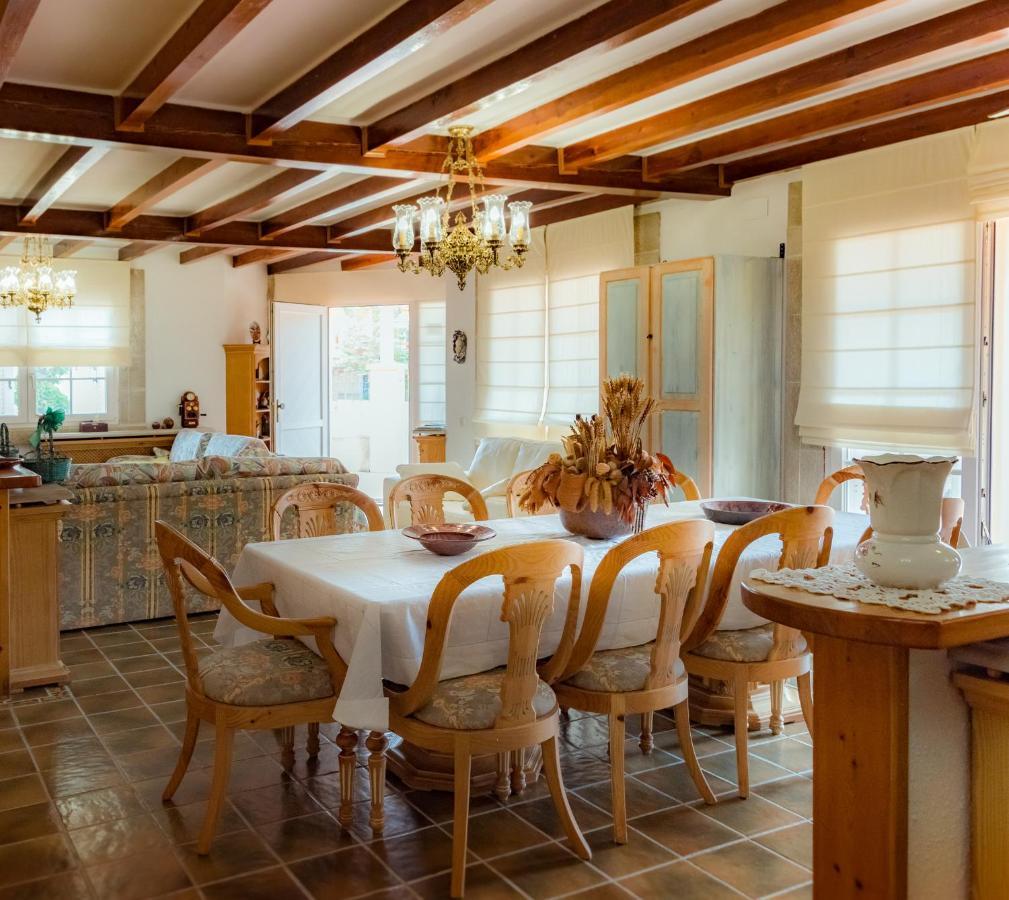 Maison d'hôtes Gallart - Turistico Rural à La Pobla de Cervoles Extérieur photo