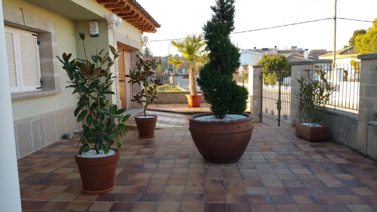 Maison d'hôtes Gallart - Turistico Rural à La Pobla de Cervoles Extérieur photo