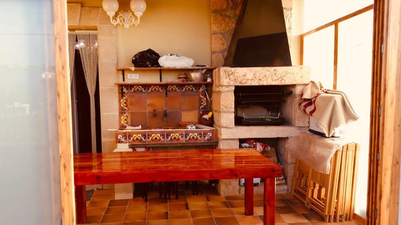 Maison d'hôtes Gallart - Turistico Rural à La Pobla de Cervoles Extérieur photo